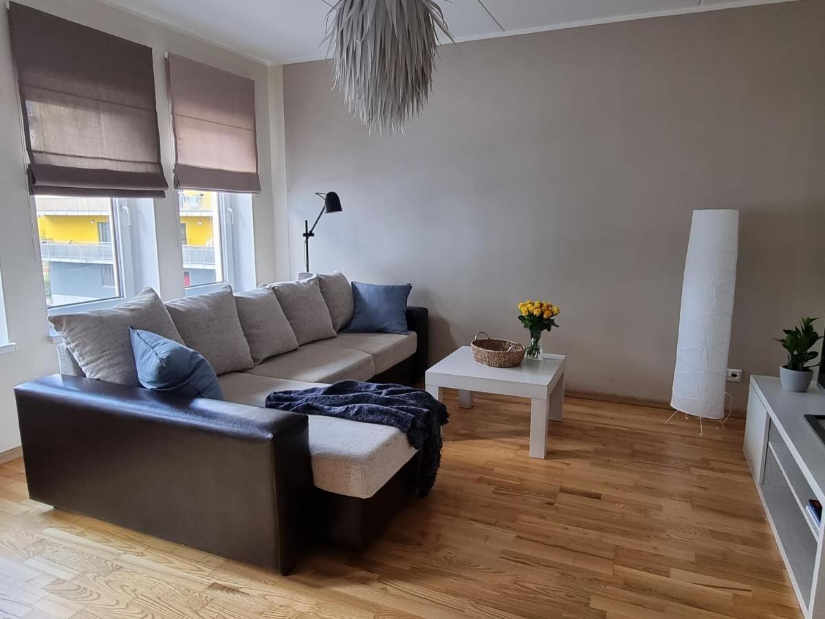 R63 Apartment With Terrace Tartu Exteriör bild